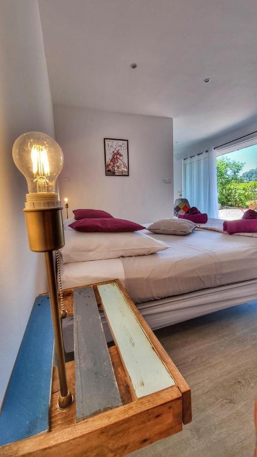 La Maison Du Bonheur Cotignac Eksteriør bilde